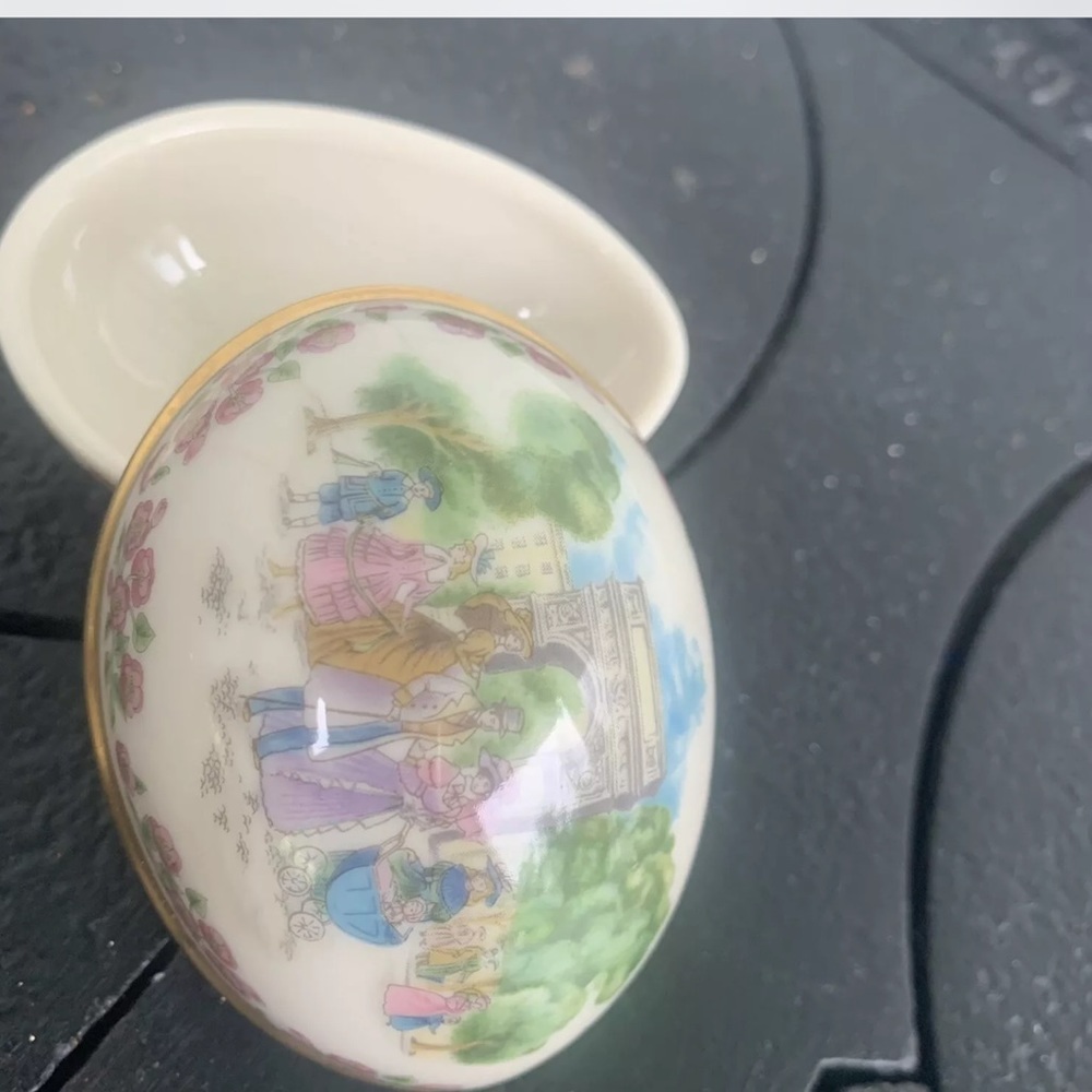 Lenox  Easter Egg Vintage 85’